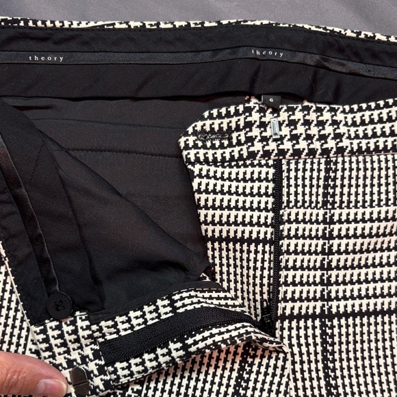 Theory Glen Check Dress Pants | Tailored Slim-Fit Trousers - Picture 3 of 11
